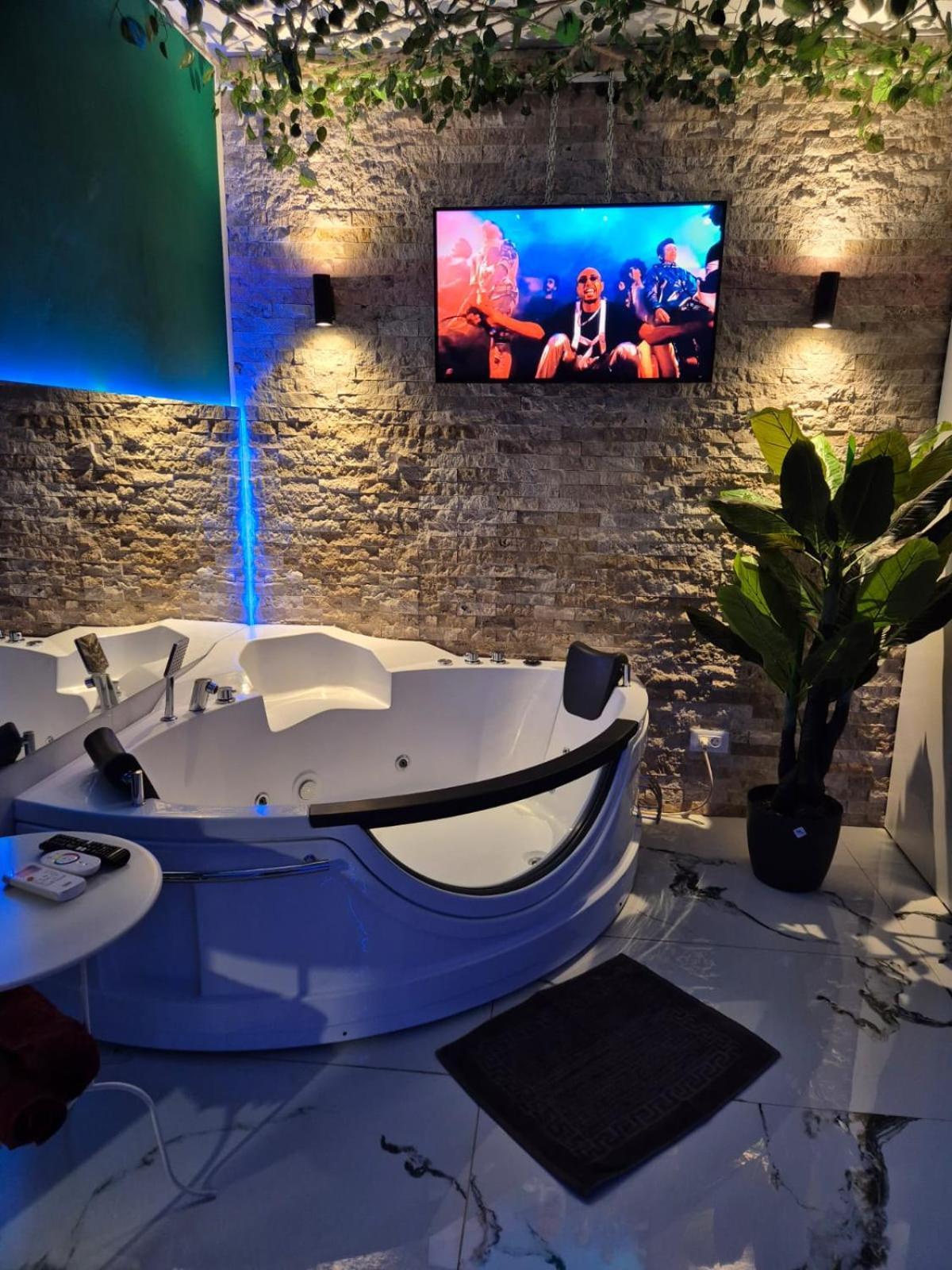 Afi Discret Jacuzzi Daire Bükreş Dış mekan fotoğraf